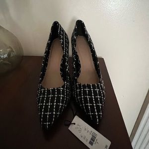 Size 7 New York & Company Tweed Black and White stilettos
